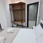 Casa Veneziano فندق مبيت وإفطار مسينا